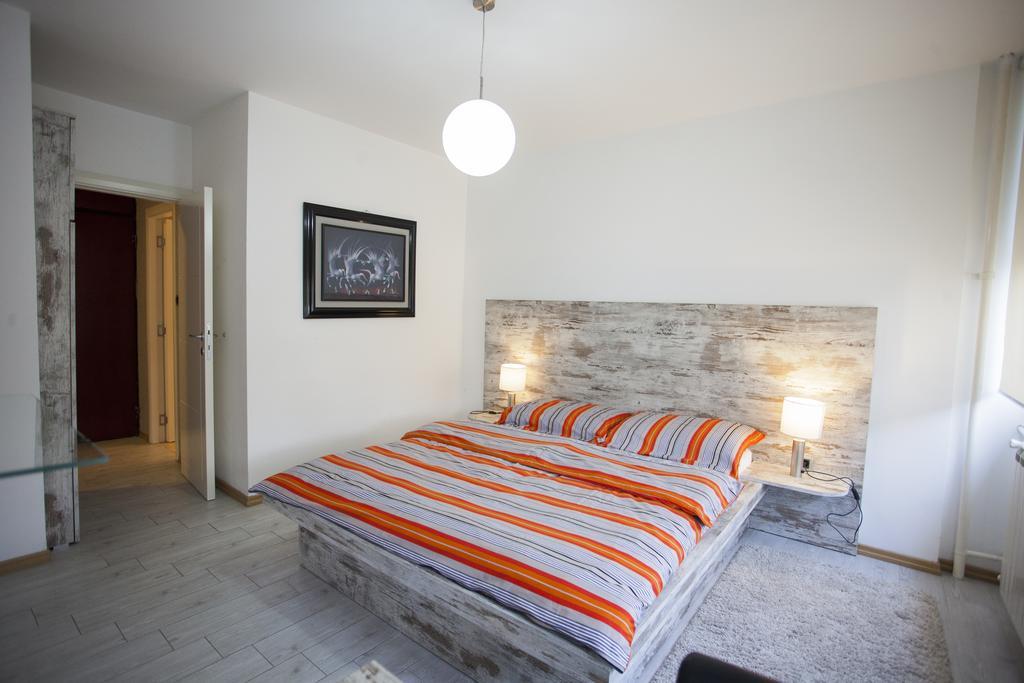 Apartment Red Beograd Phòng bức ảnh